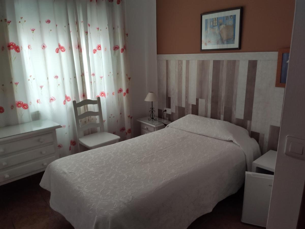 נרחה Hostal Ana - Adults Recommended מראה חיצוני תמונה