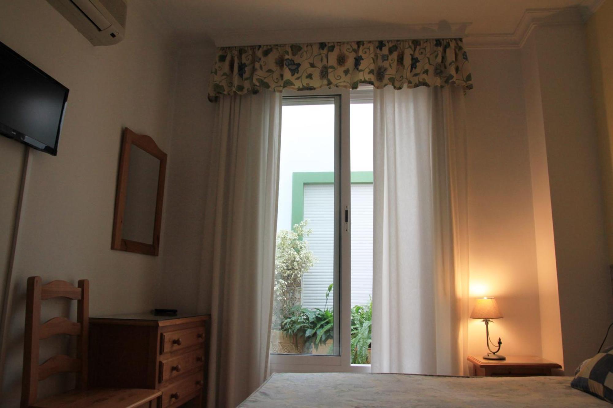 נרחה Hostal Ana - Adults Recommended מראה חיצוני תמונה