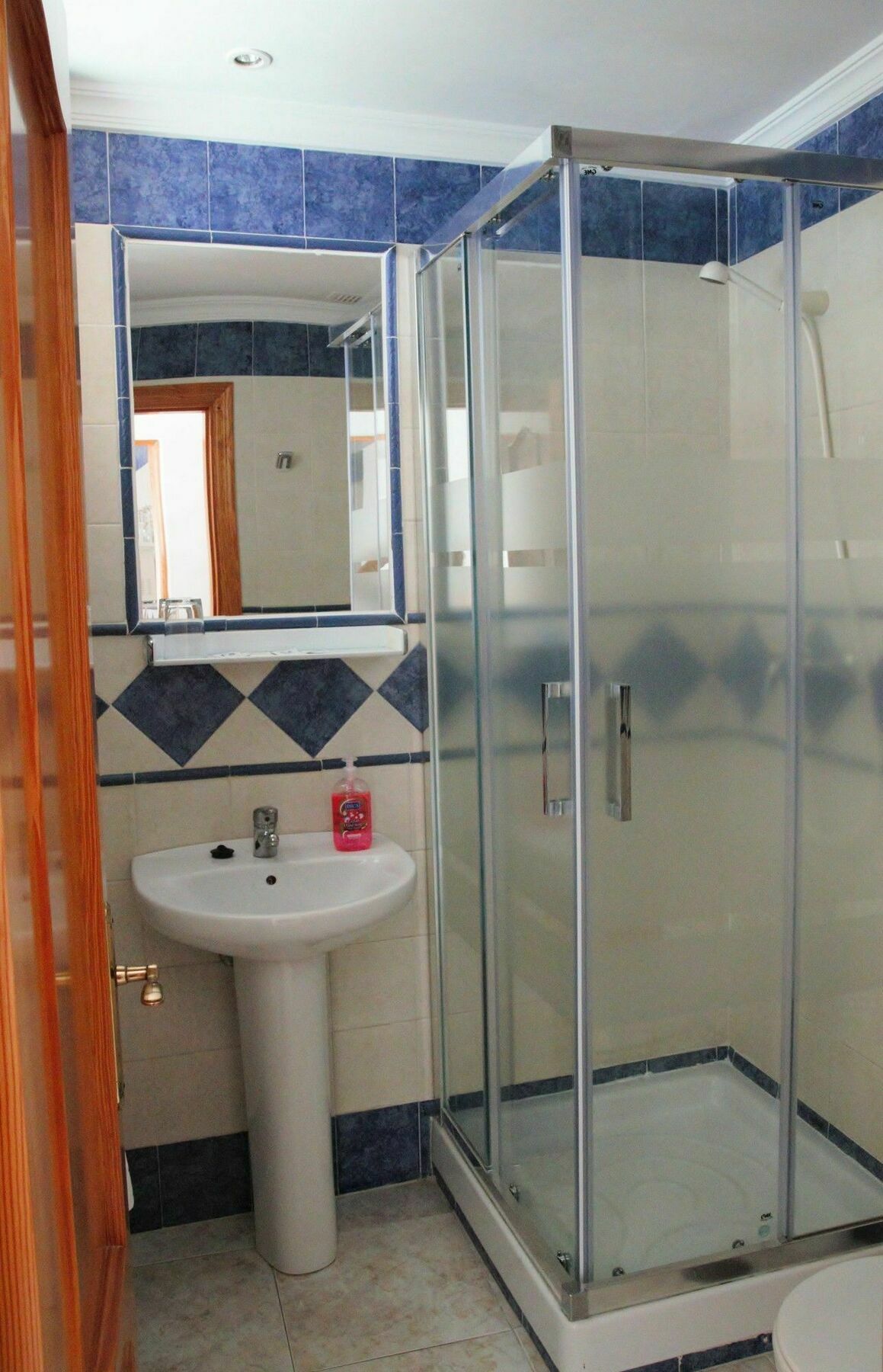 נרחה Hostal Ana - Adults Recommended מראה חיצוני תמונה